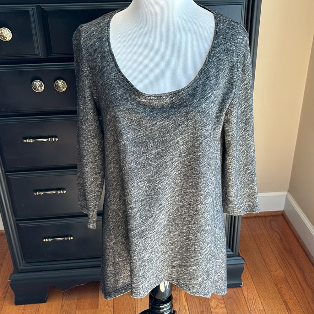 EILEEN FISHER Asymmetrical Wool Blend Top Size Medium